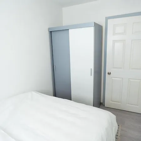 11 Apartment