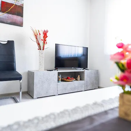 11 Apartment *